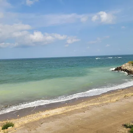 Cozy Place By The Sea 公寓 康斯坦察